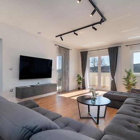 Olea Apartments Trogir Bagian luar foto