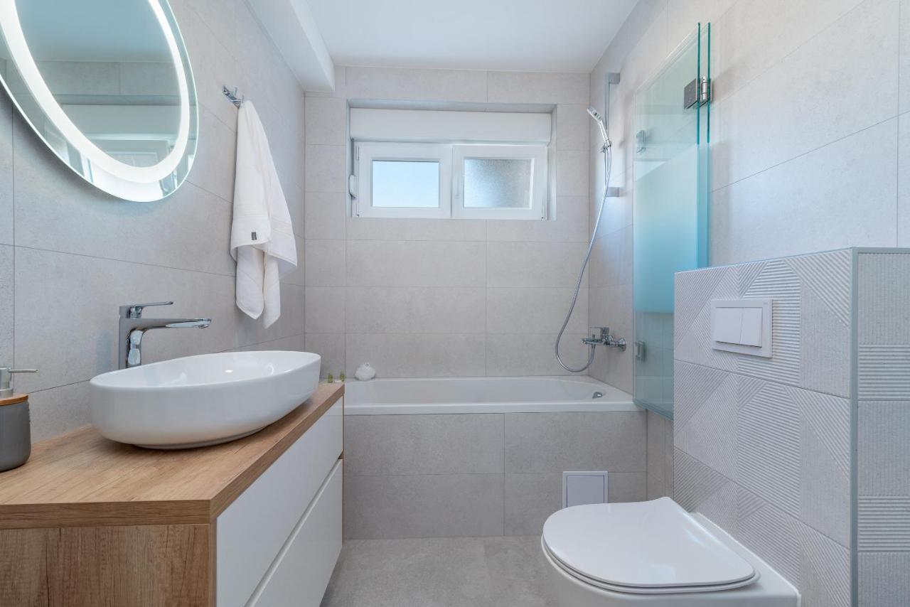 Olea Apartments Trogir Bagian luar foto
